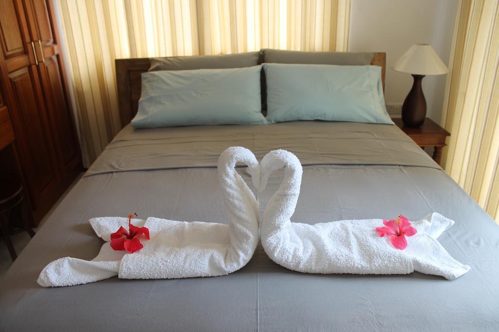 Central Self Catering Apartments Felicite Island Стая снимка