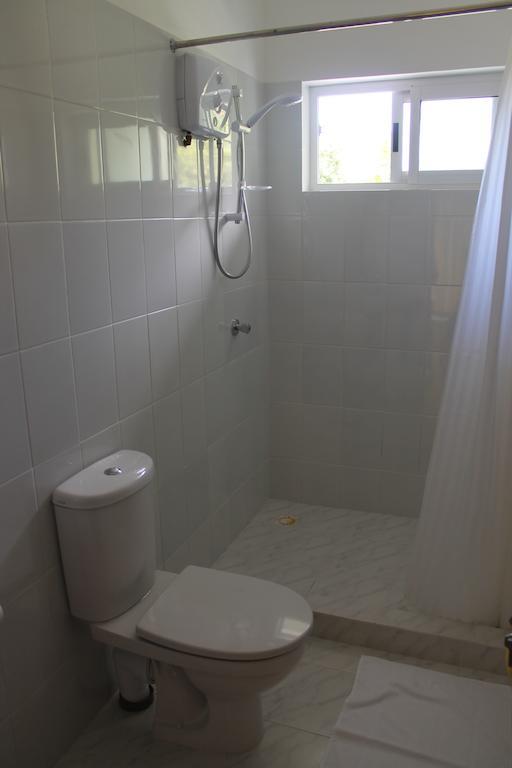 Central Self Catering Apartments Felicite Island Стая снимка
